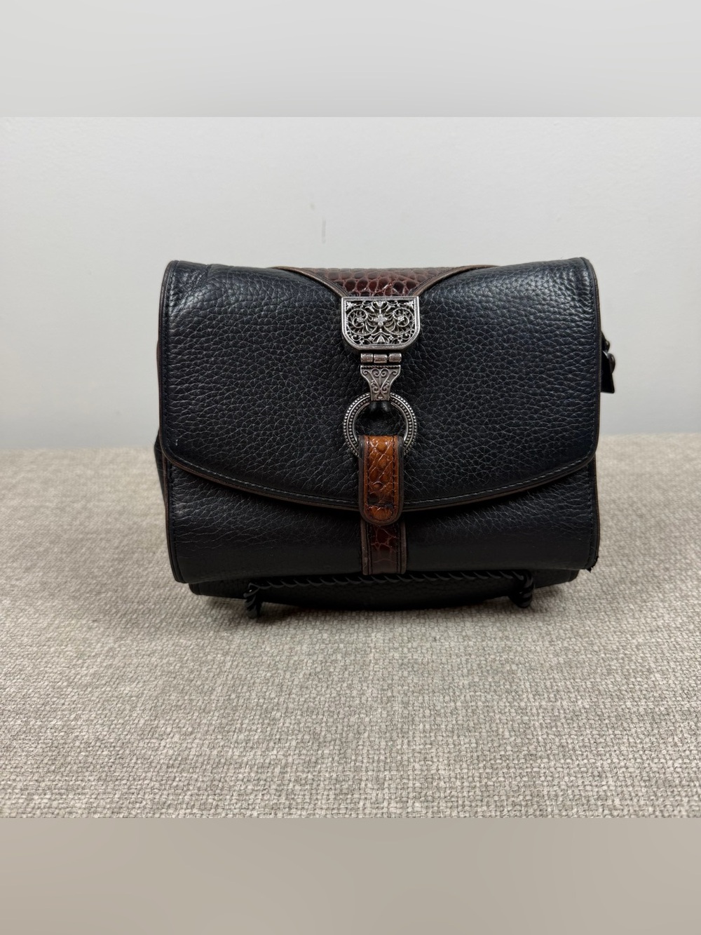 Brighton Nepal Y2K Crossbody Organizer Wallet Black Brown Pebbled Leather Purse